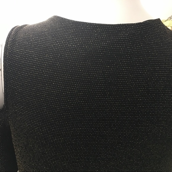 Shimmery dress off shoulders (never used) - Picture 6 of 9